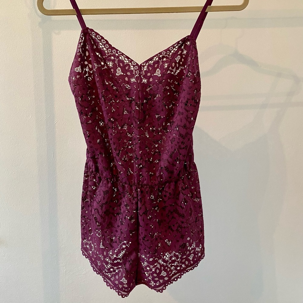 NWT Victoria’s Secret Lace Romper size XS in Deep Purple